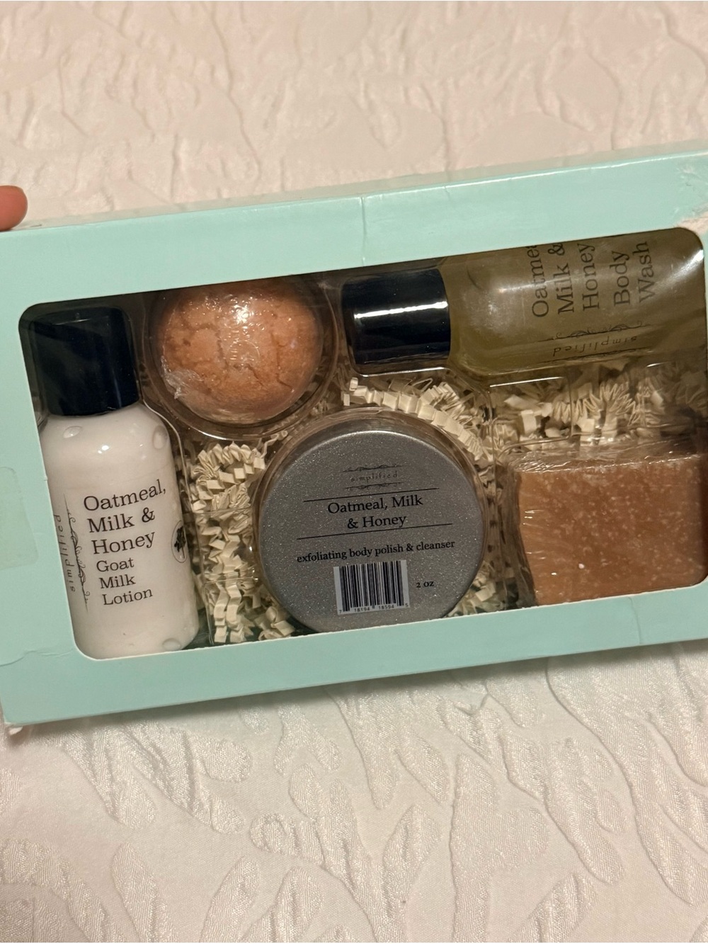 Simplified 5 Piece Sampler SOAPS, LOTION, POLISH - OATMEAL MILK & HONEY New!!